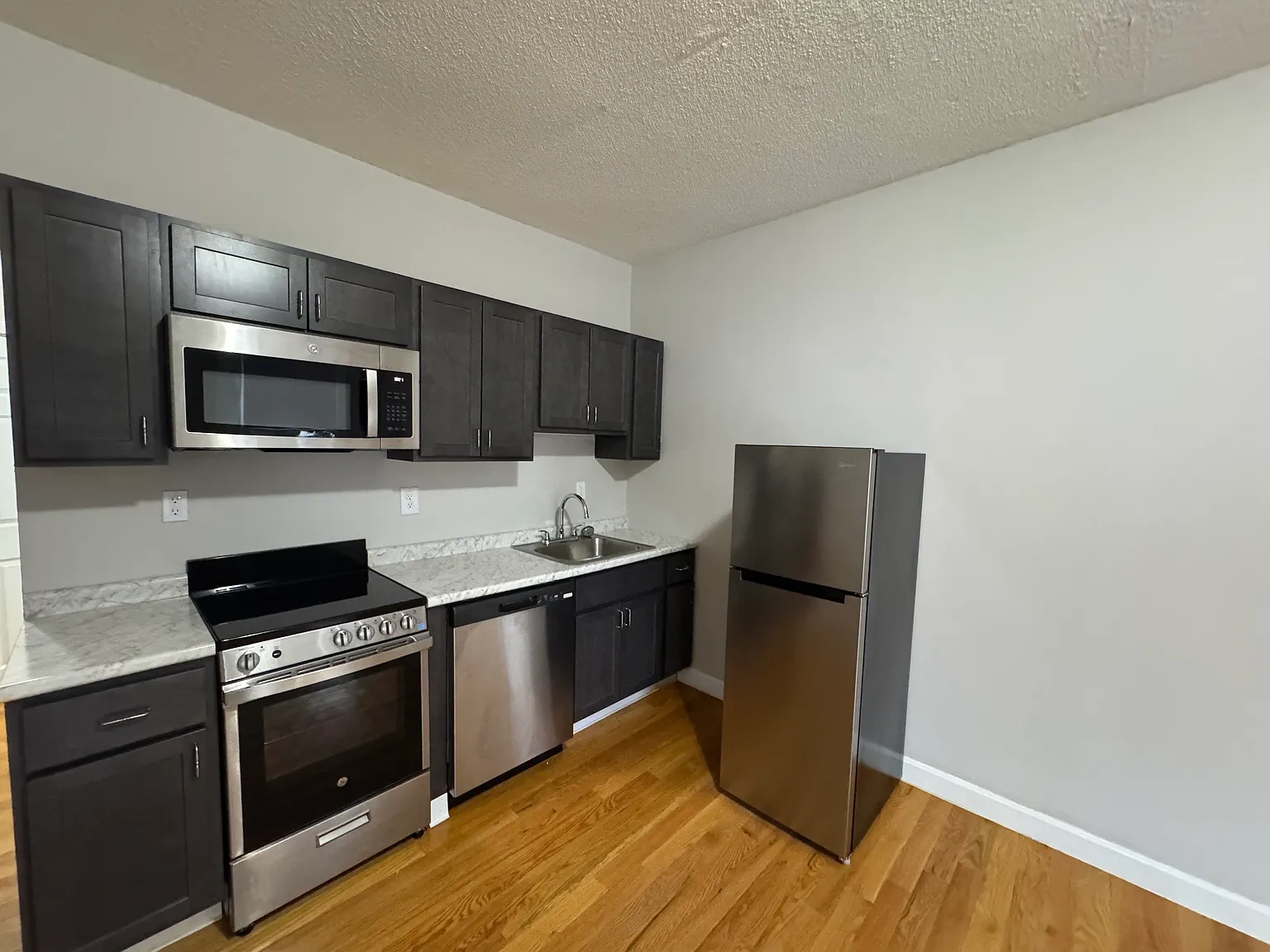 1124 Commonwealth Ave – photo 5