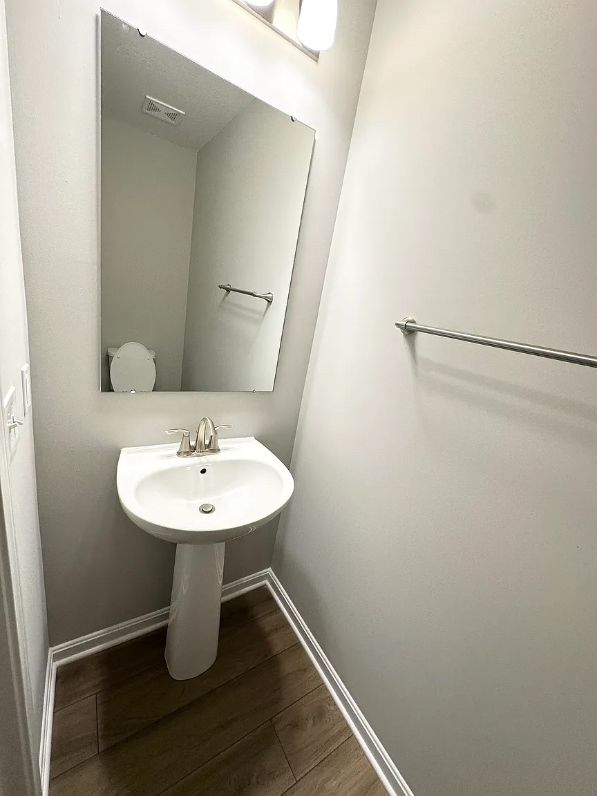 5012 Pebble Ct unit 5012 – photo 5