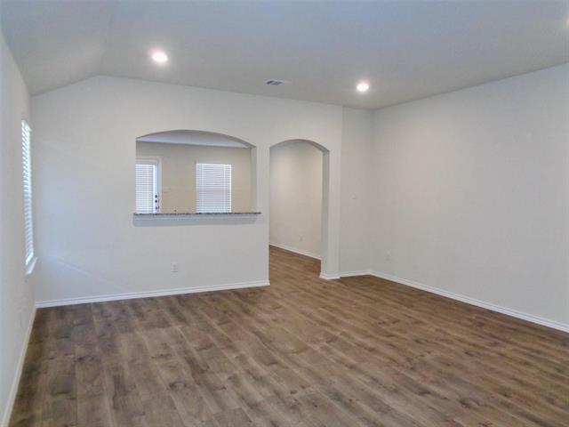 1806 Yale St – photo 2