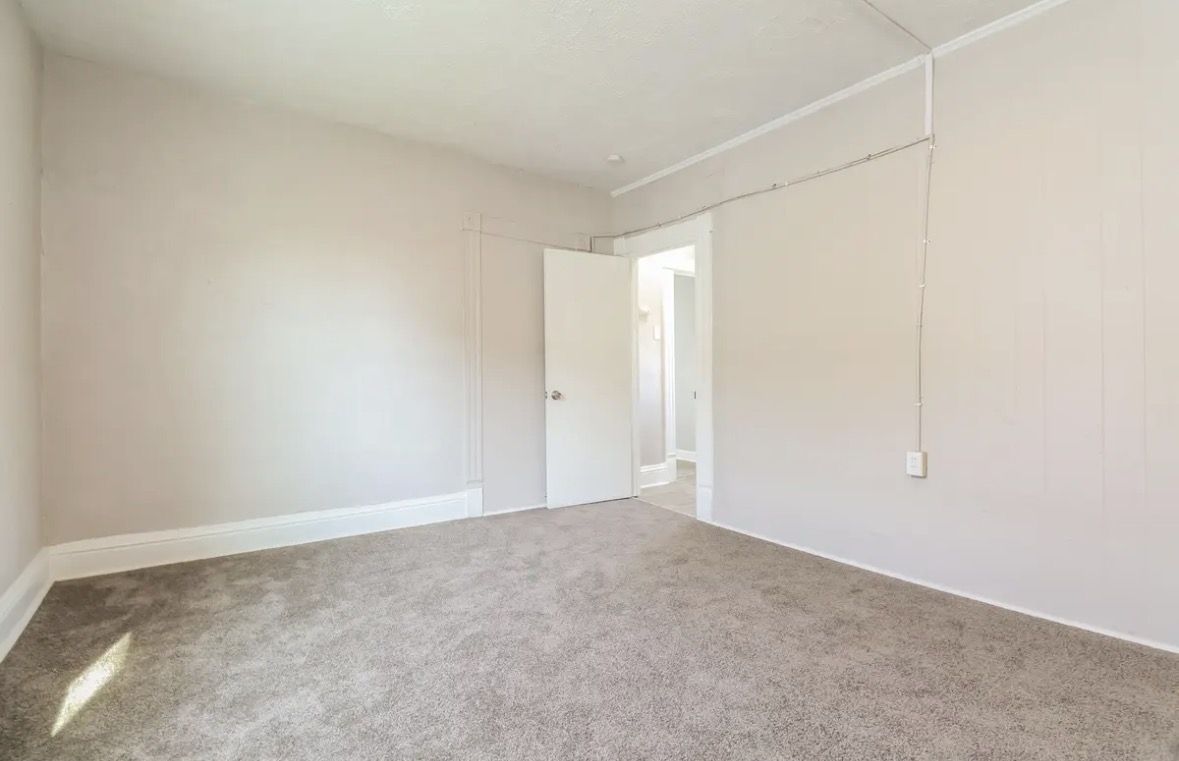 1518 E Pearl Ave – photo 1