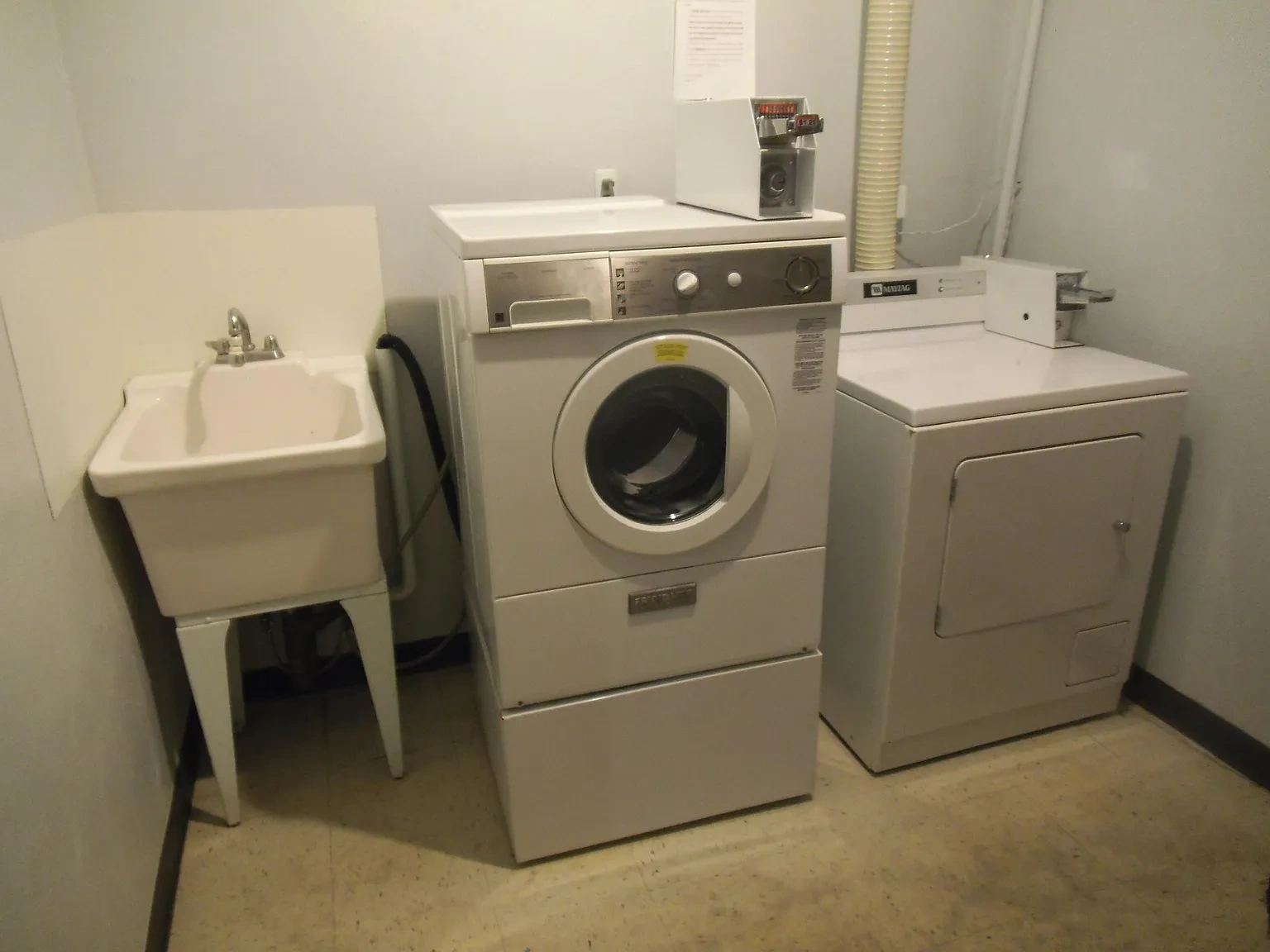 Sherlock Tower Apartments – photo 5