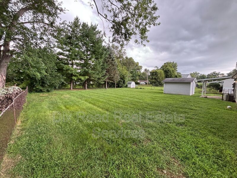 272 Symmes Rd – photo 4
