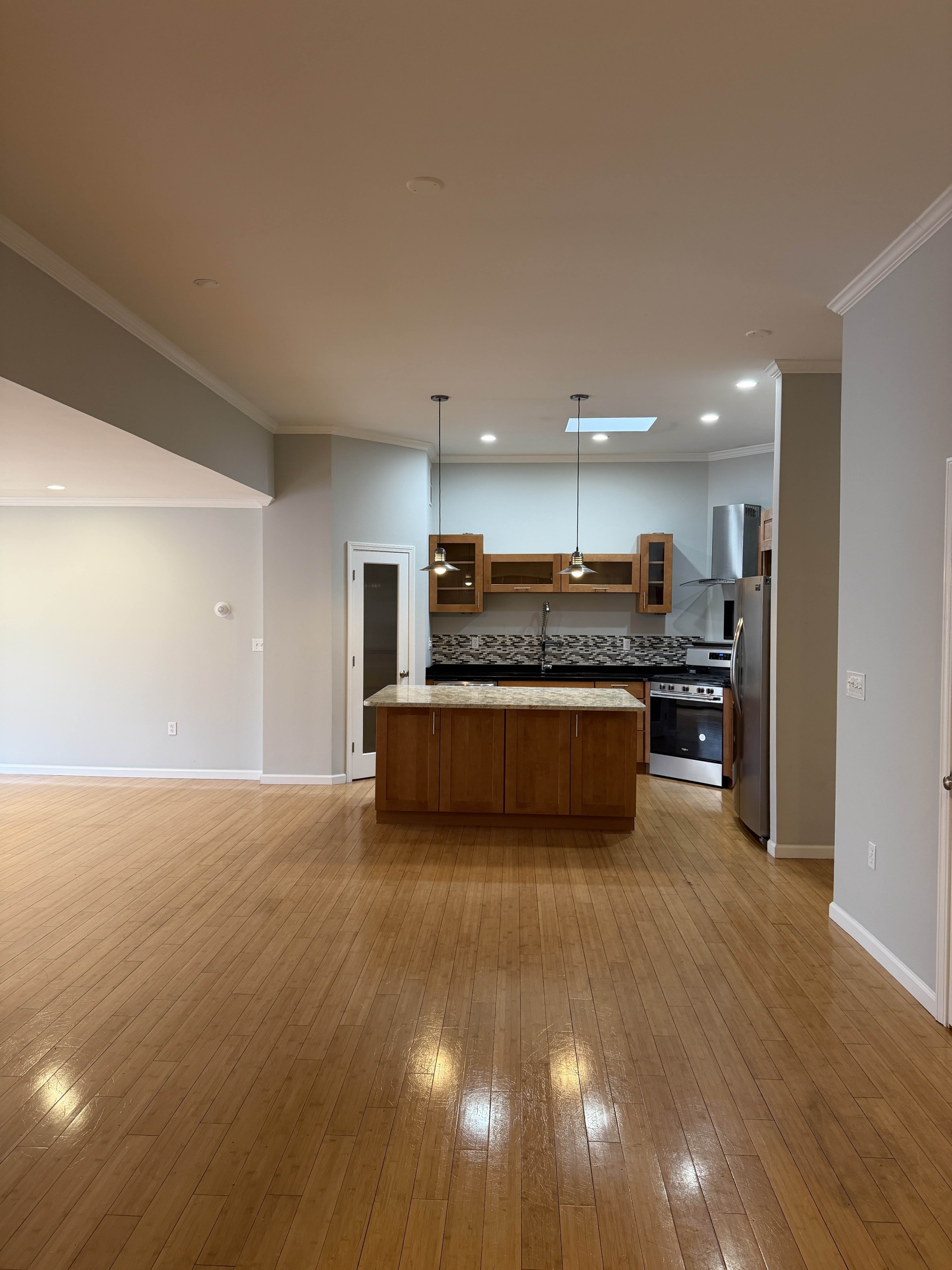 873 Farmington Ave unit # 2 – photo 5