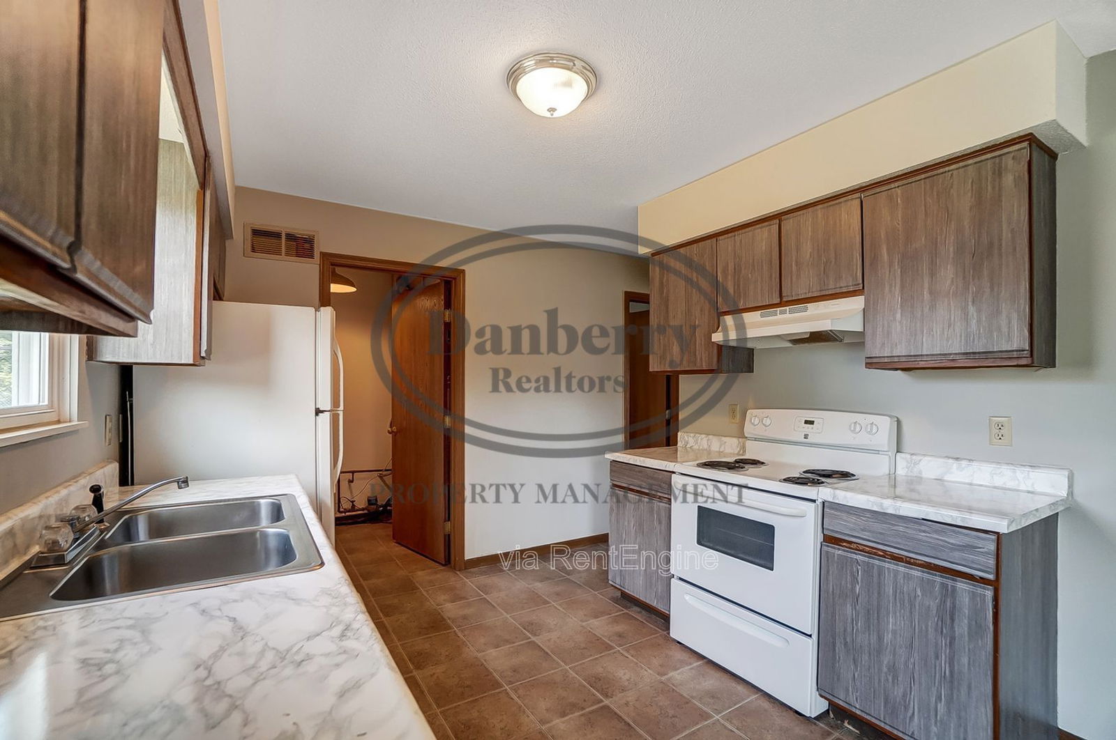 3540 Willow Run Dr – photo 5
