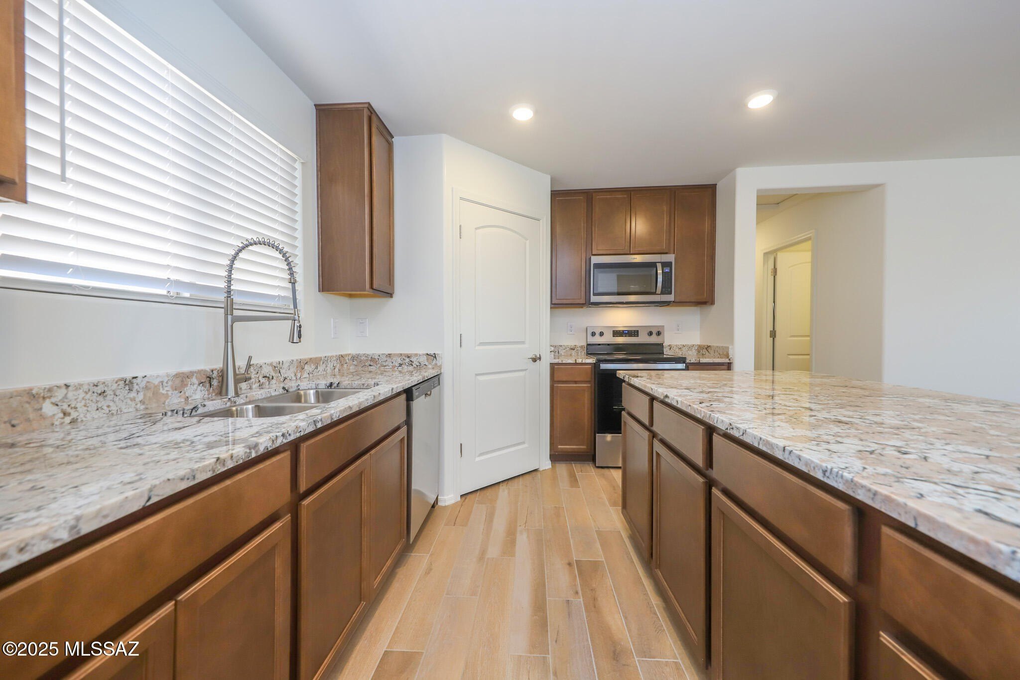 9122 E Red Blf Ct – photo 5