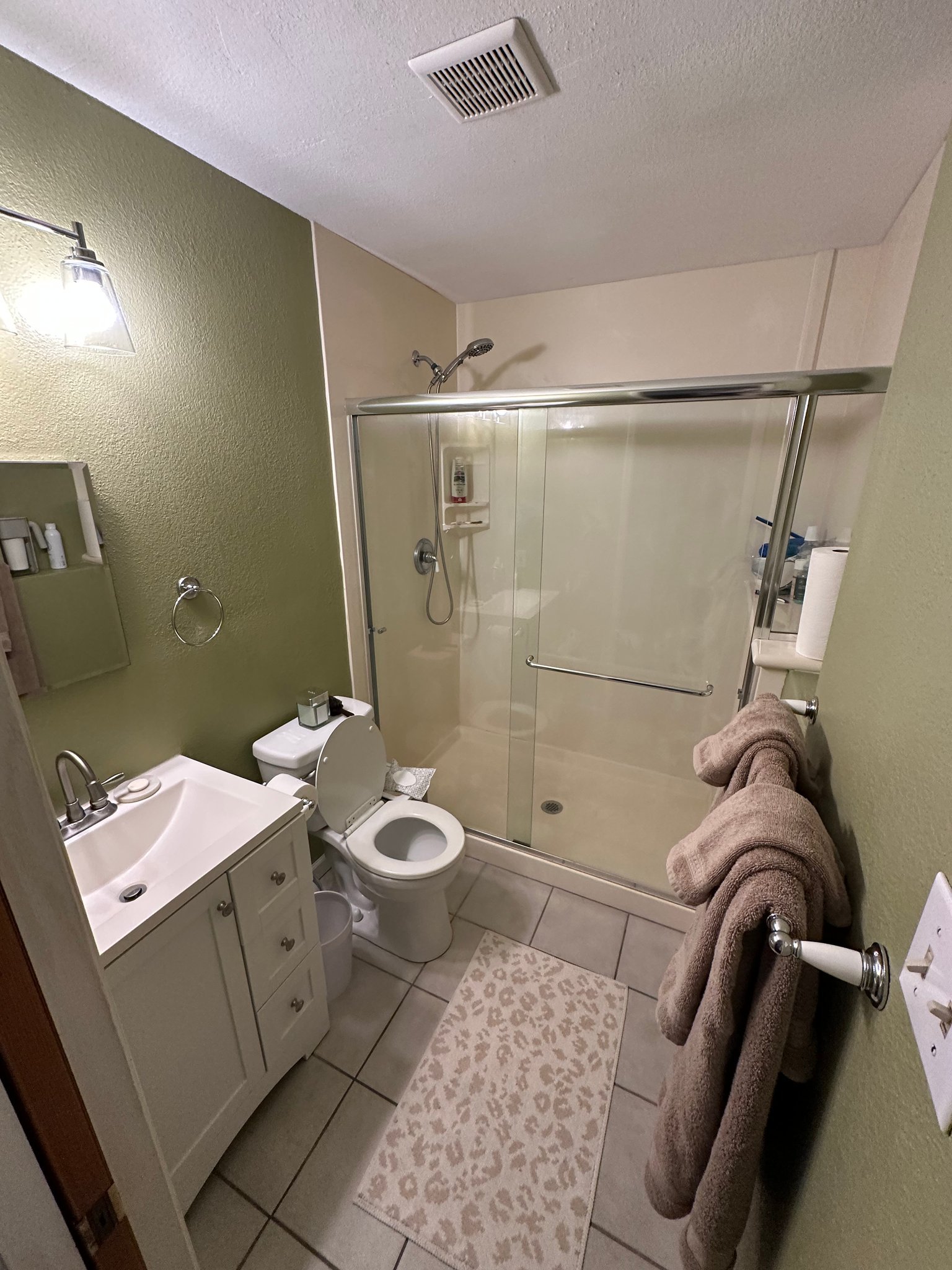 15941 Gramercy Dr unit #4 – photo 2