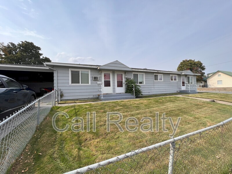 5225 N Crestline St – photo 1