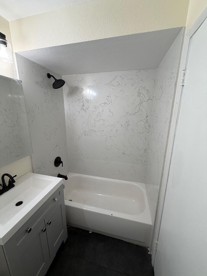 720 Merrywood Ln – photo 3