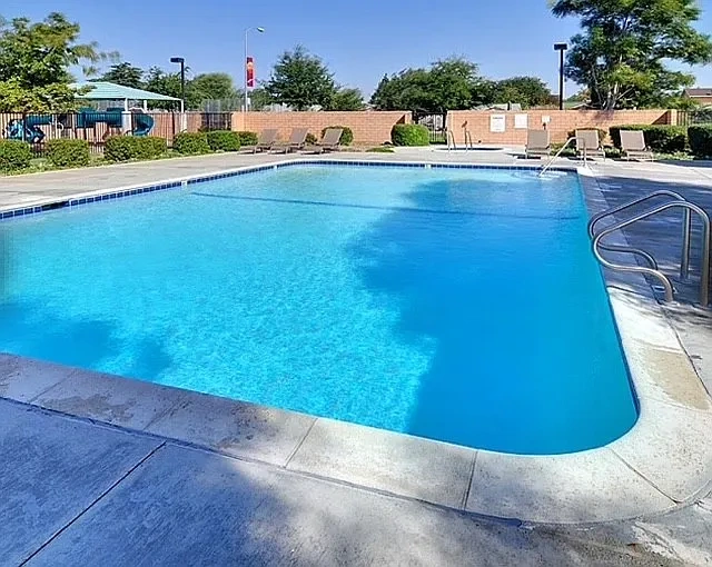 Marsh Creek Apartments – photo 1