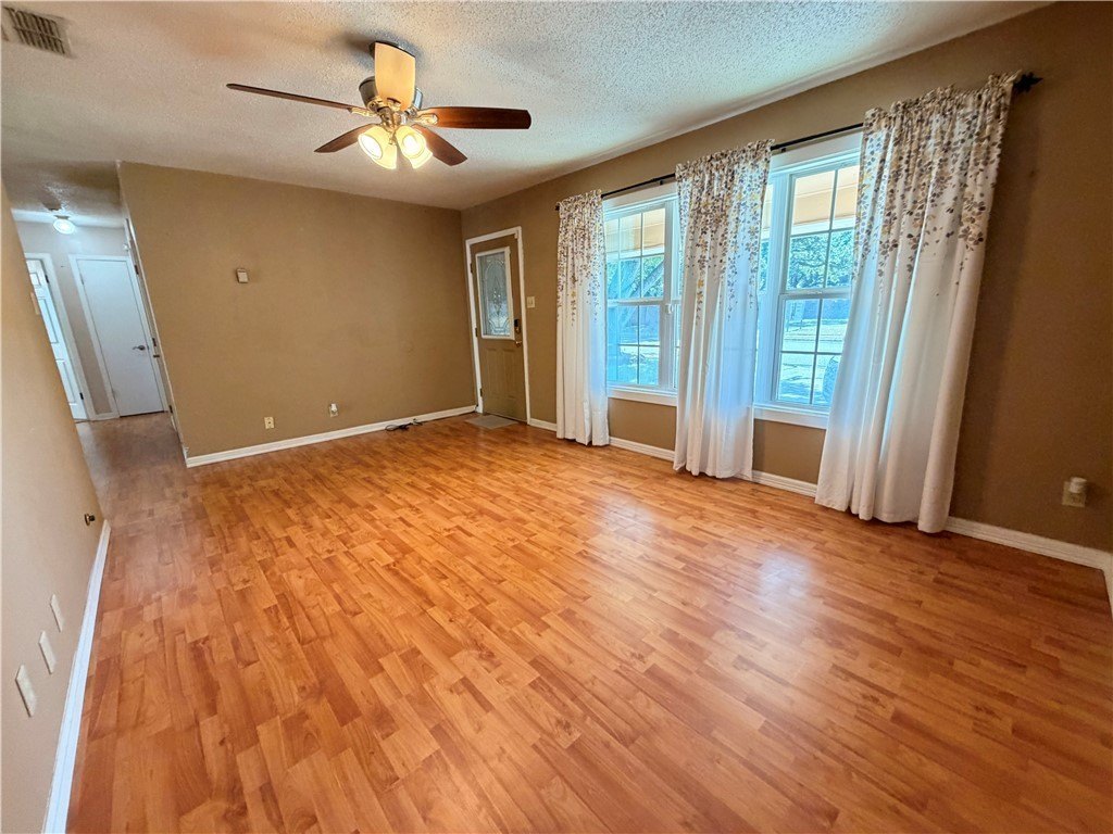 1708 Crosby St – photo 4