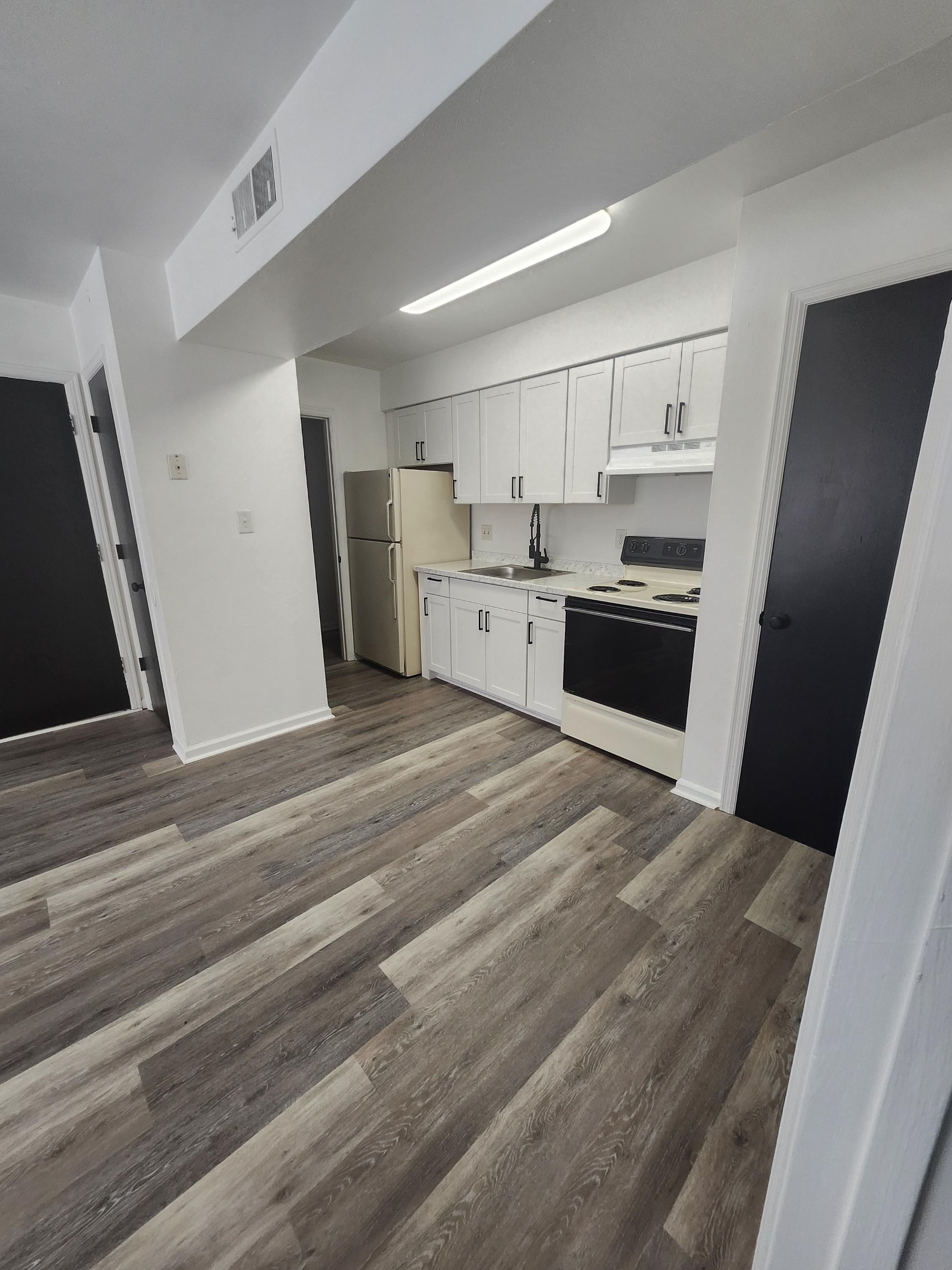 6154 Darby Rd unit 18 – photo 3