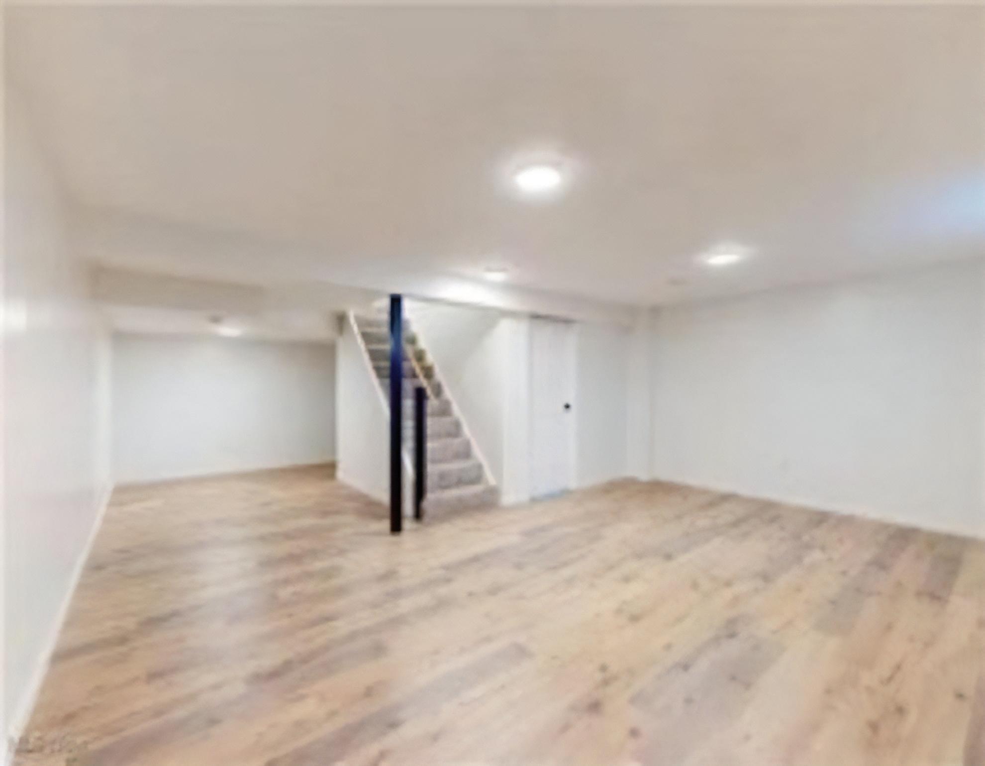704 Douglas Ave – photo 5