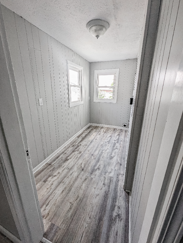 337 Elm St unit 337 – photo 3