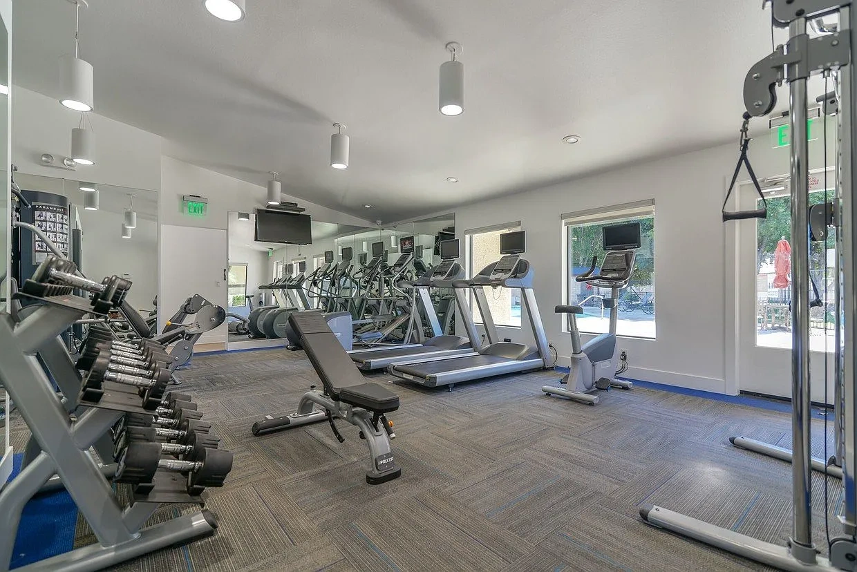 Laurel Heights Apartments – photo 4