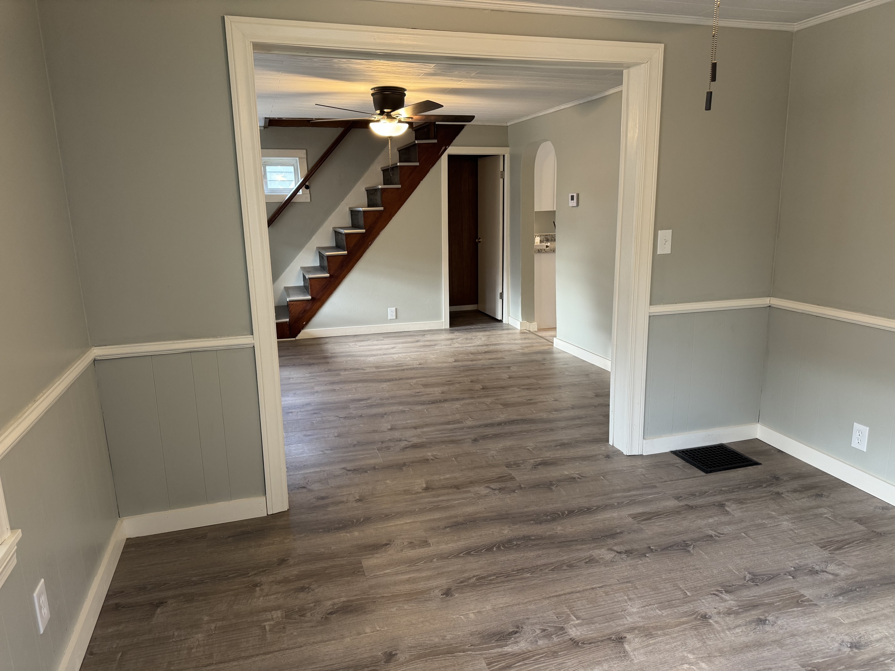 410 S Union Ave – photo 3