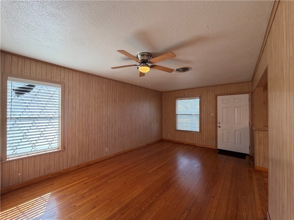 3902 Herndon St – photo 5