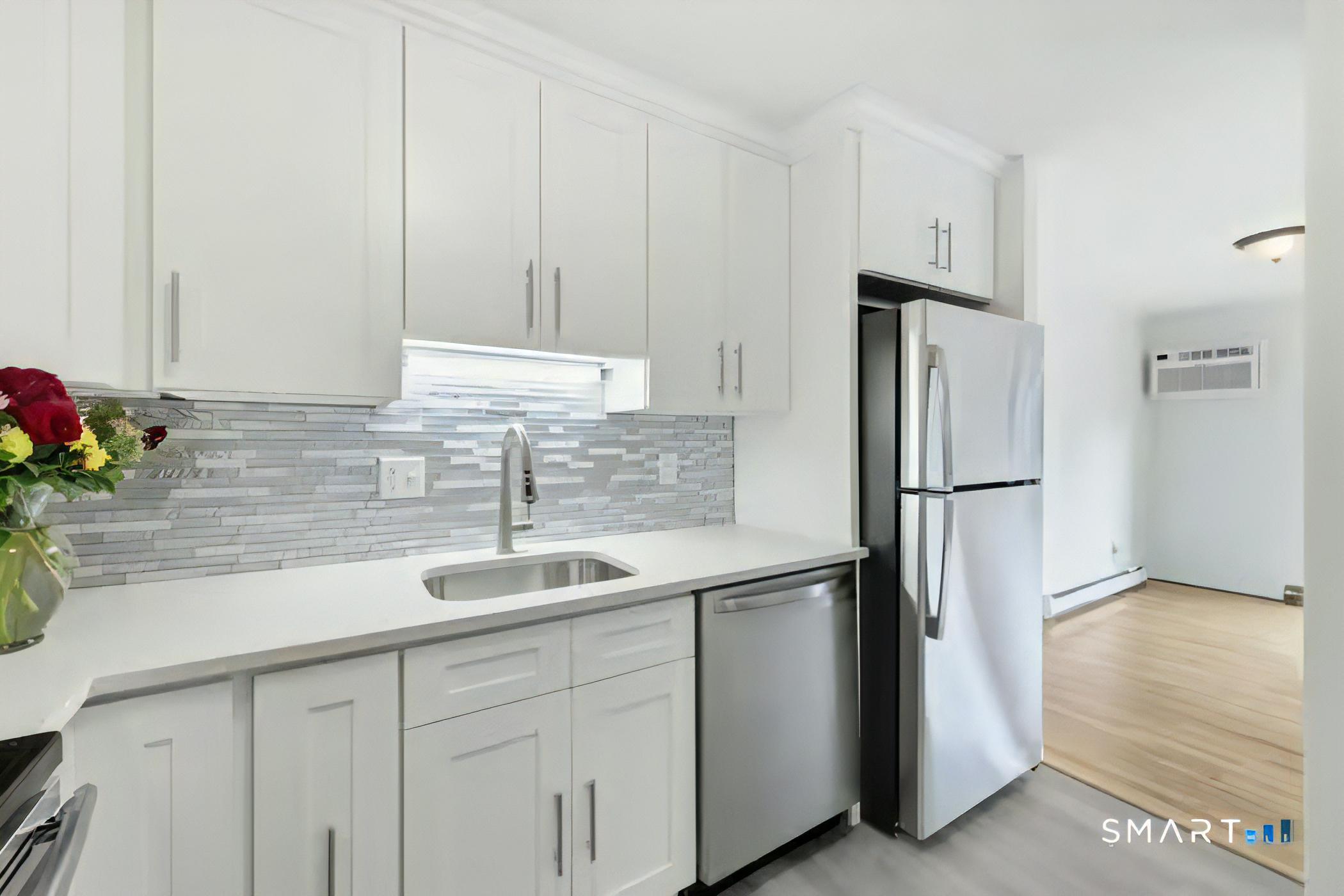 7 Sharon Ln unit 7 – photo 3