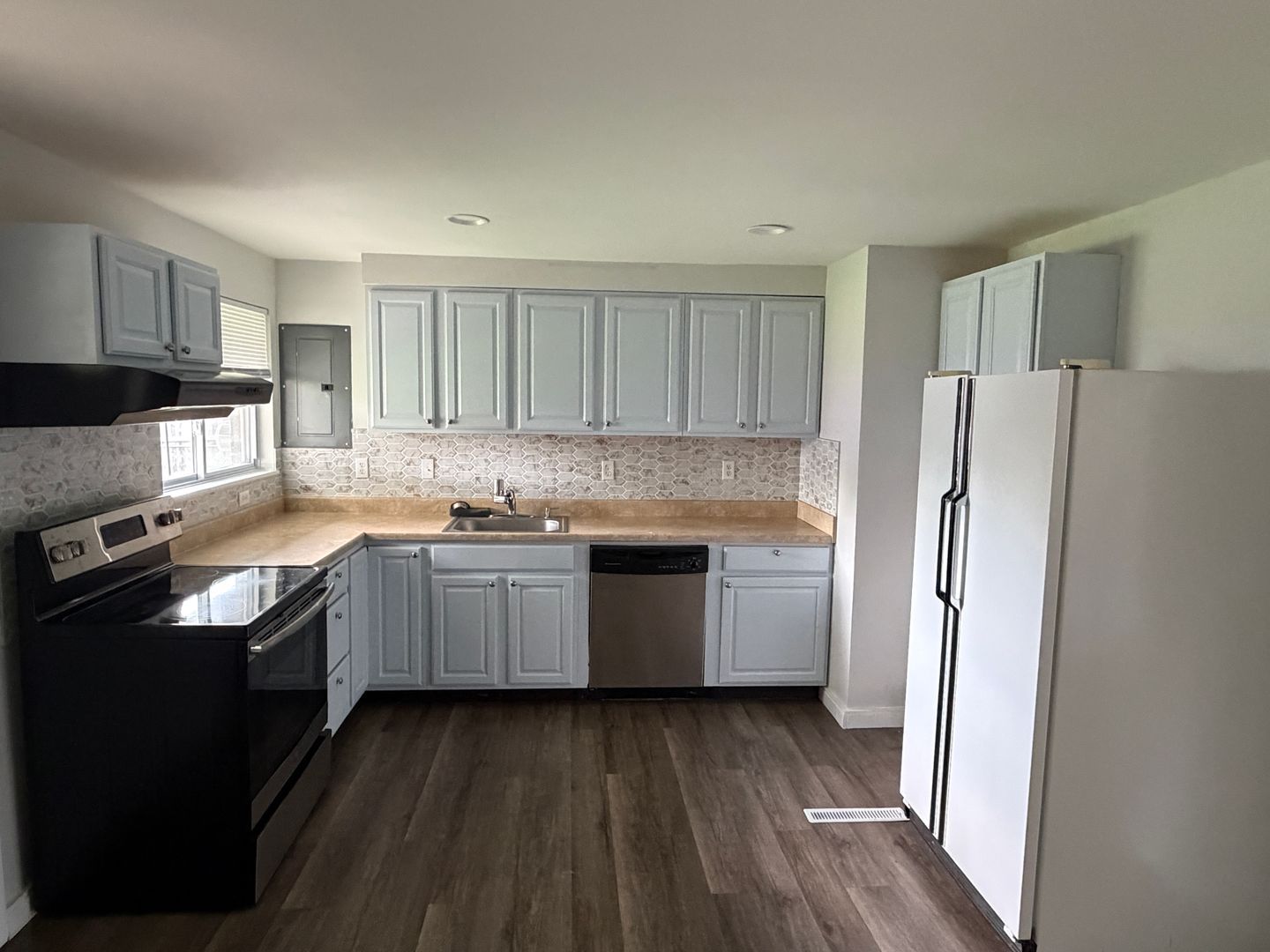 4326 Kitridge Rd – photo 5