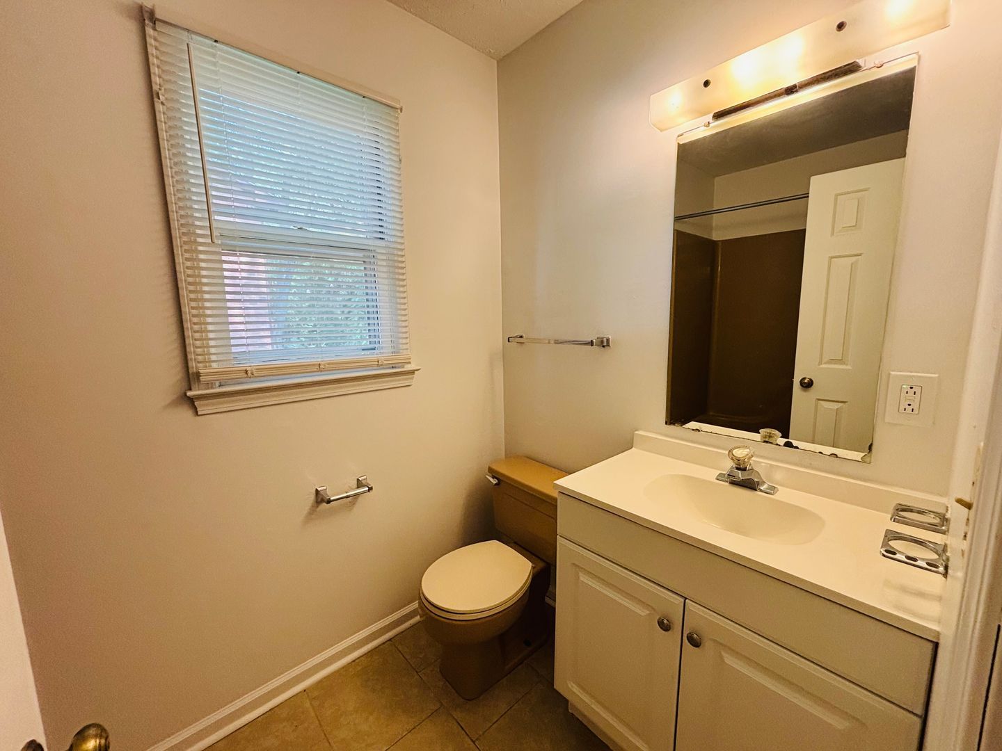 306 Woodbine Dr – photo 5