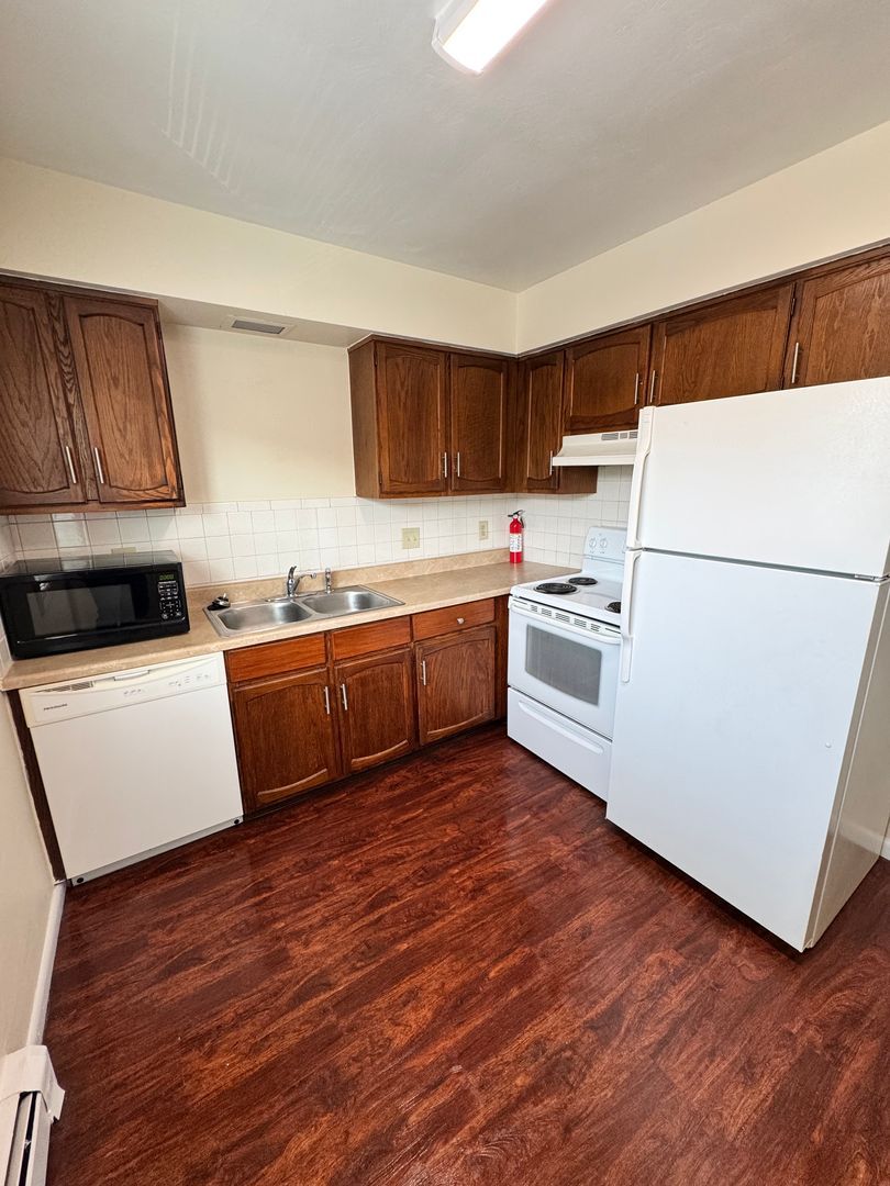 98 Washington Blvd unit 98-03 – photo 5