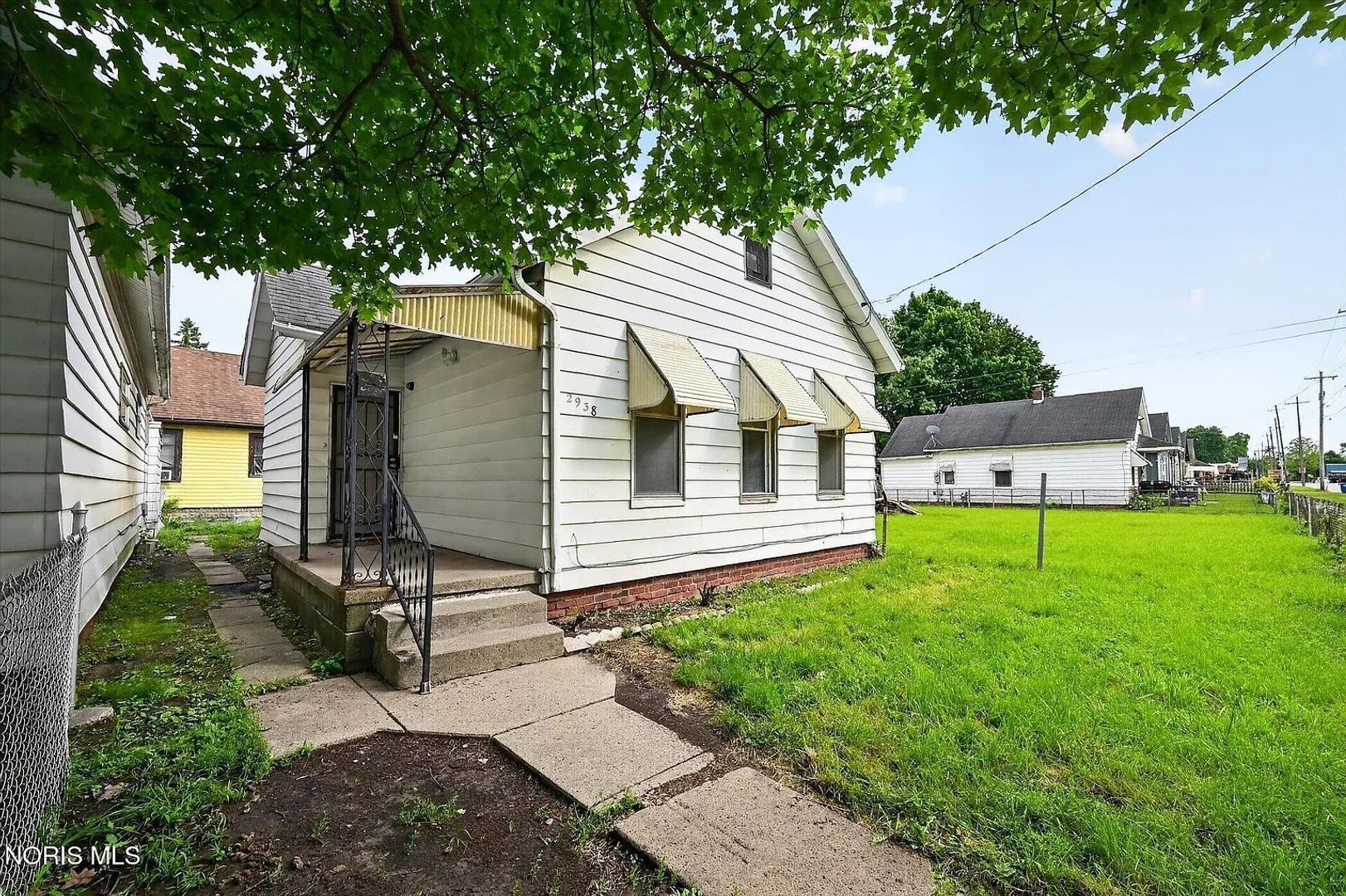 2938 Chase St – photo 3