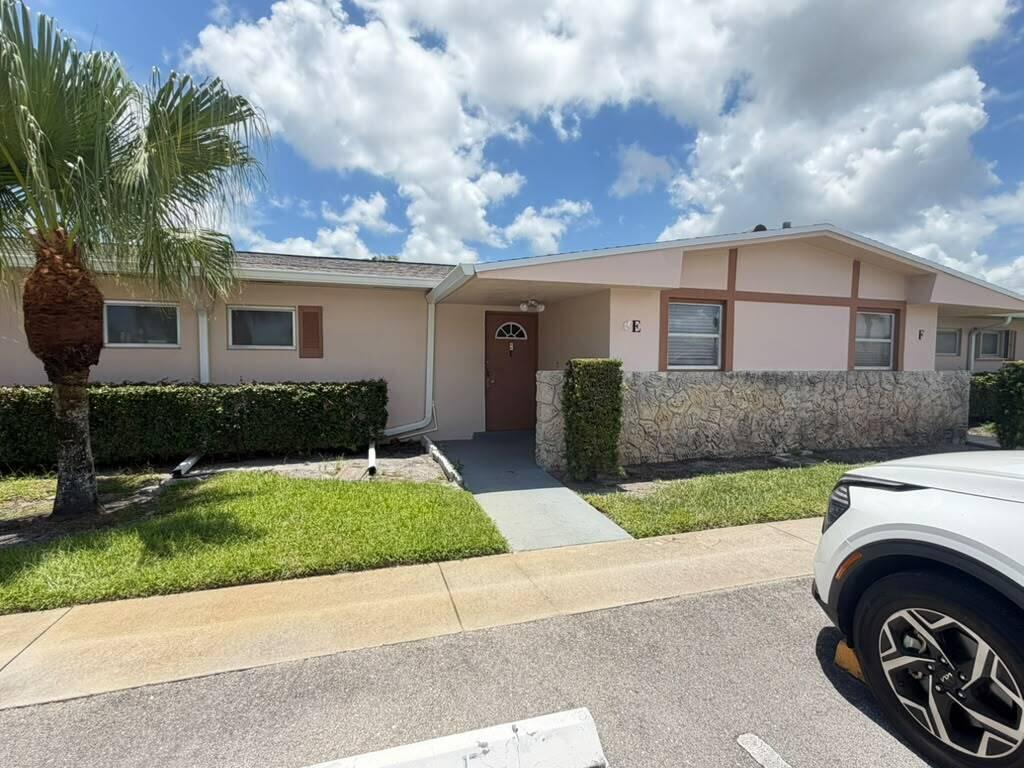 2727 Dudley Dr W unit E – photo 3