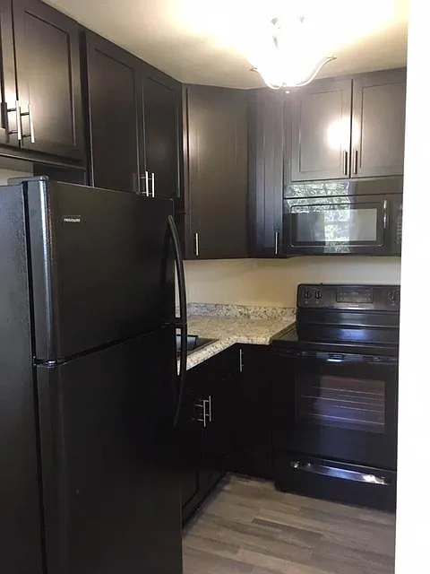 Park Lane Residences – photo 4