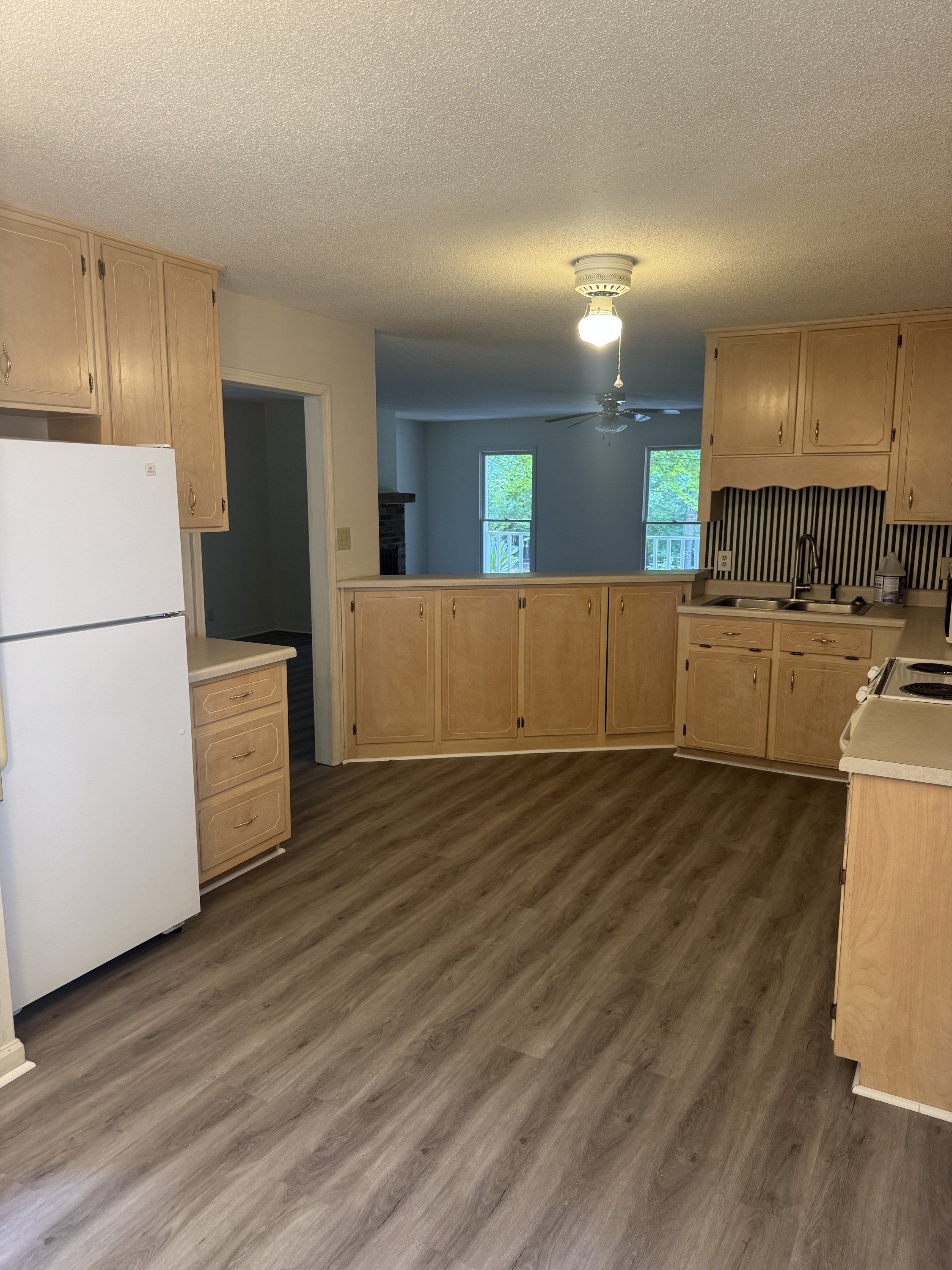 112 Oak Leaf Cir – photo 2