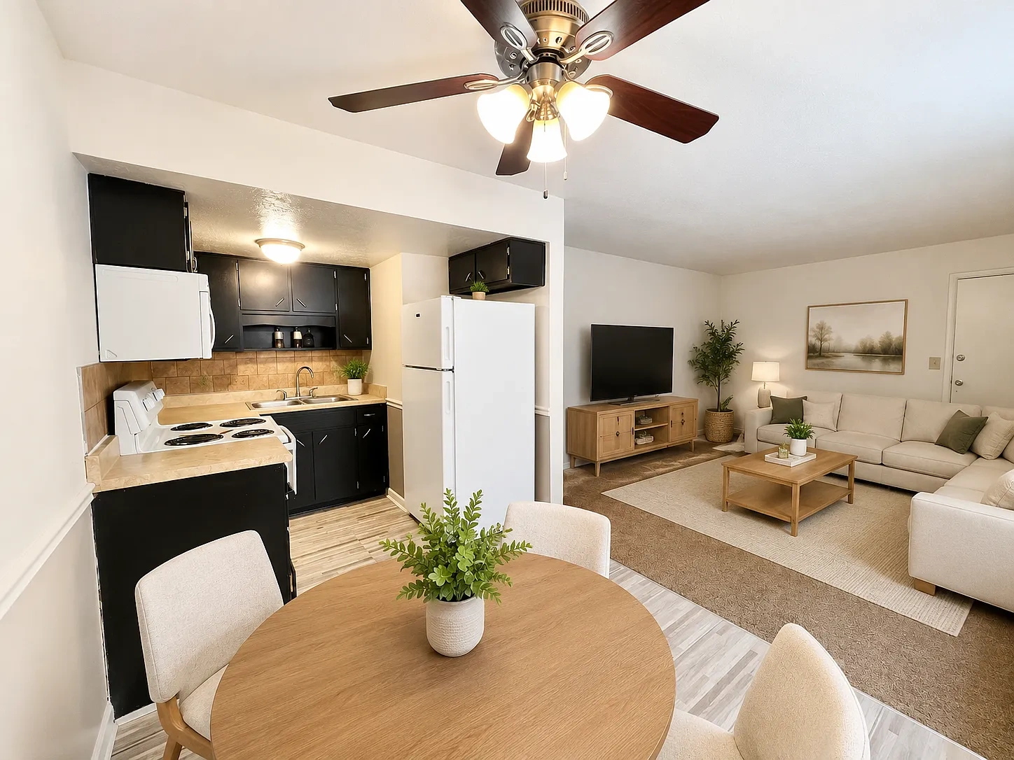 Mayfair Apartments – photo 3