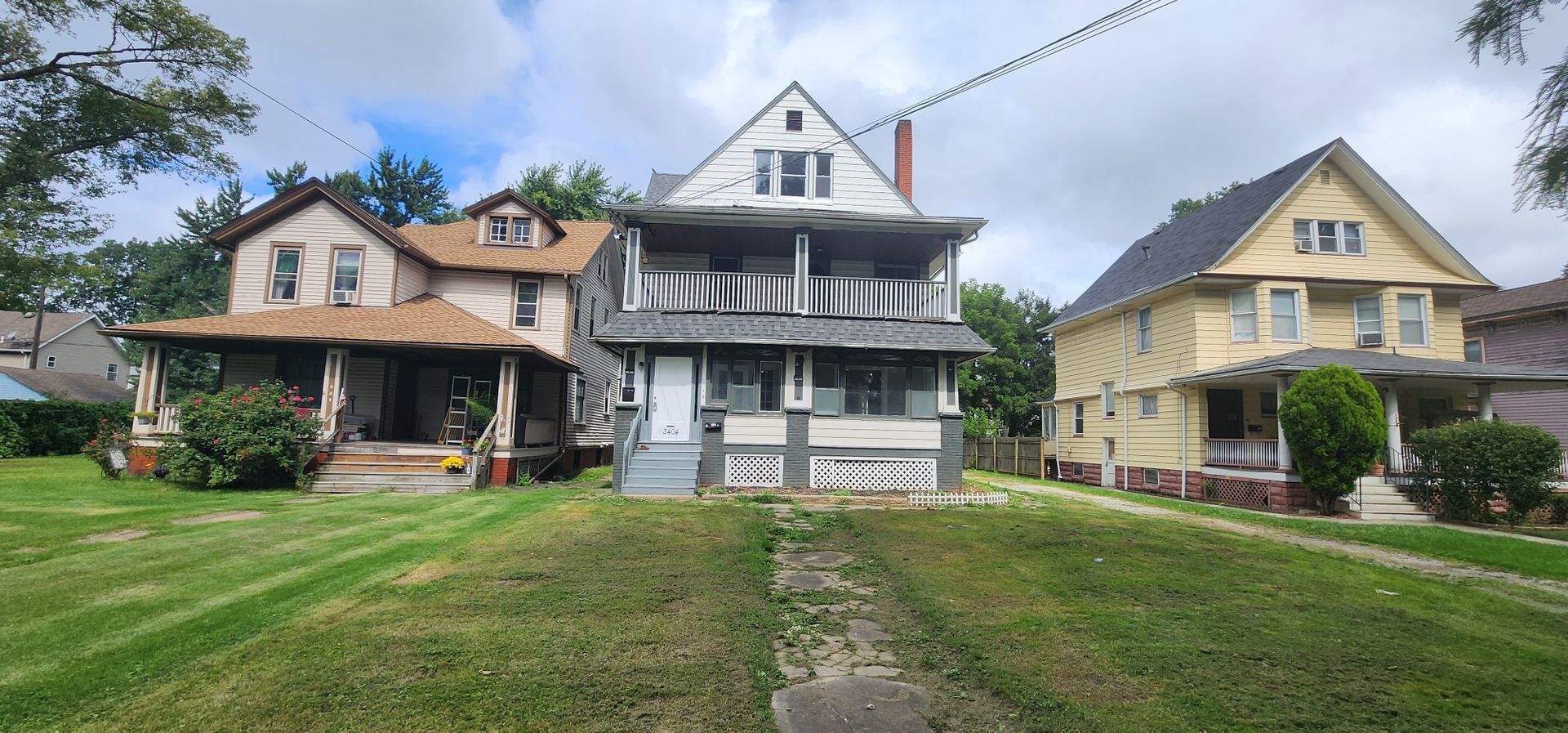 3404 Archwood Ave unit Unit 2 – photo 1