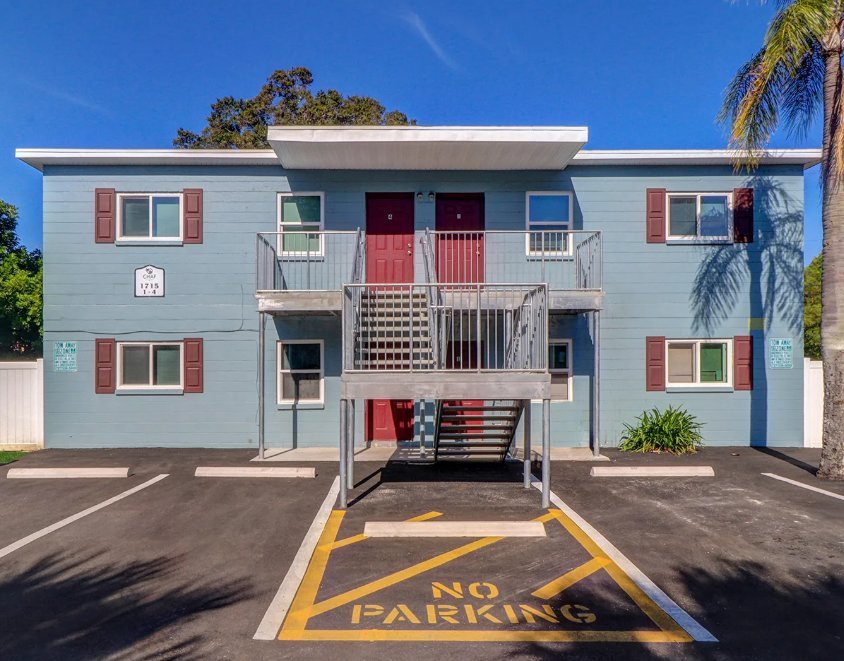 1700 Russell St S unit 1701-3 – photo 1