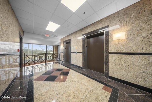1031 Zorn Ave – photo 5