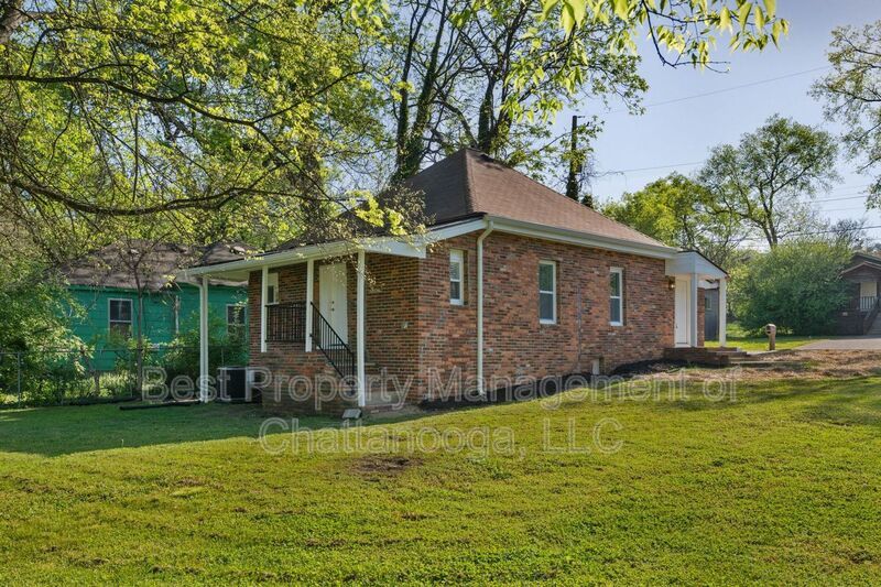 1717 Stanfiel St – photo 3