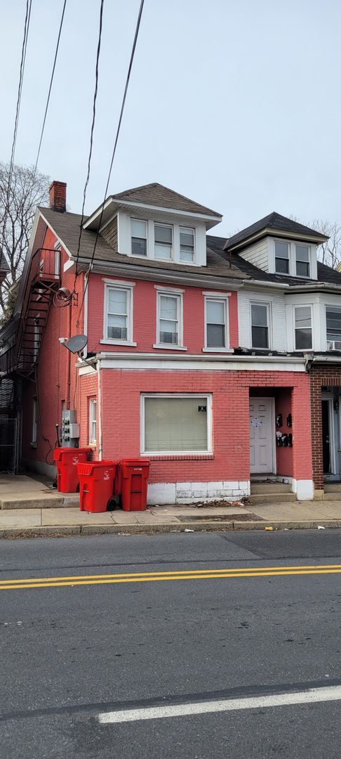 516 Broadway unit 516-4 Broadway – photo 1