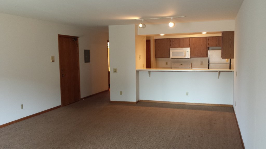 Tennyson Heights Apartments – photo 1