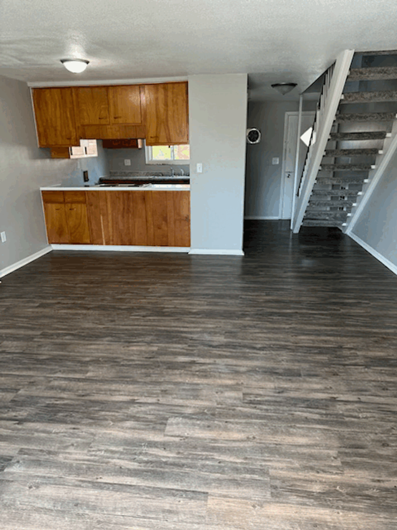 2525 Consaul St unit 6 – photo 2