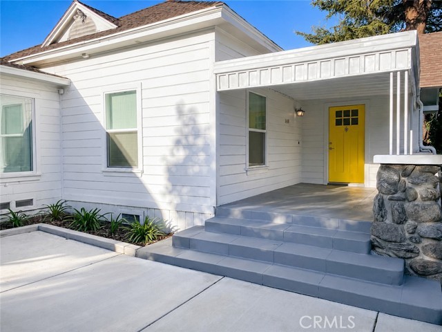 26195 Beaumont Ave – photo 2
