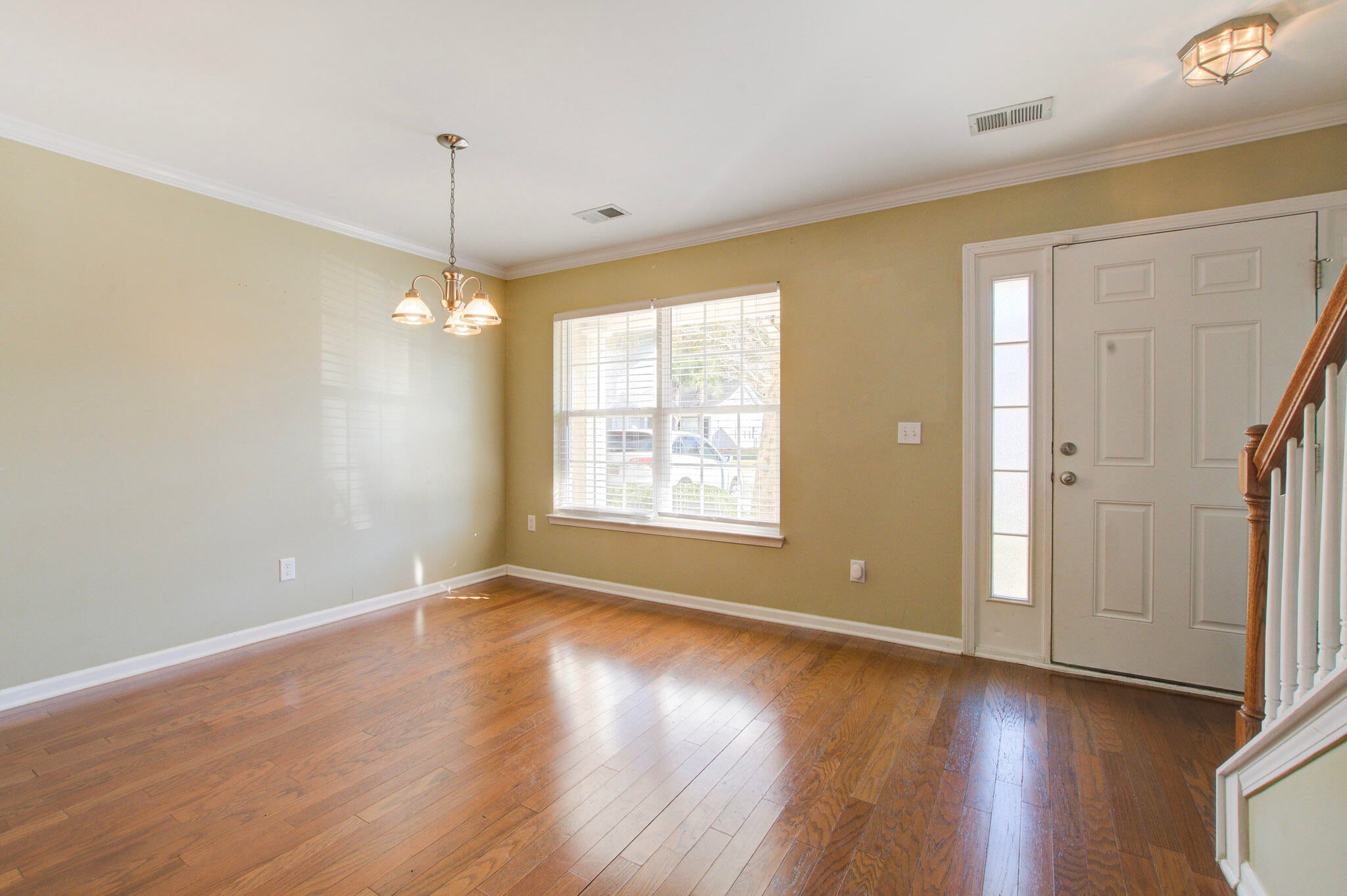 8845 Gable St – photo 4