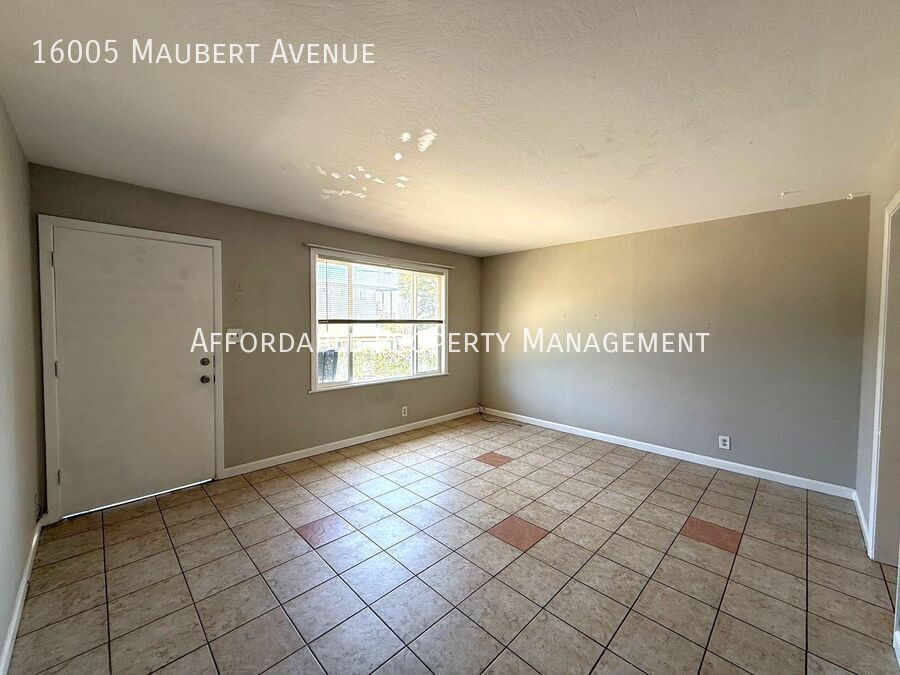 16005 Maubert Ave – photo 4
