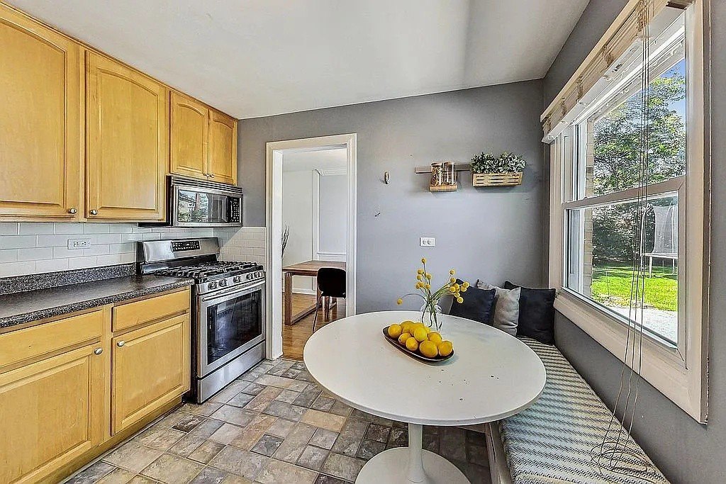 318 W Hackberry Dr – photo 4