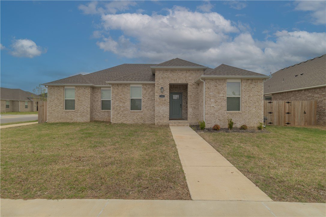 112 S Broyles Ave – photo 2