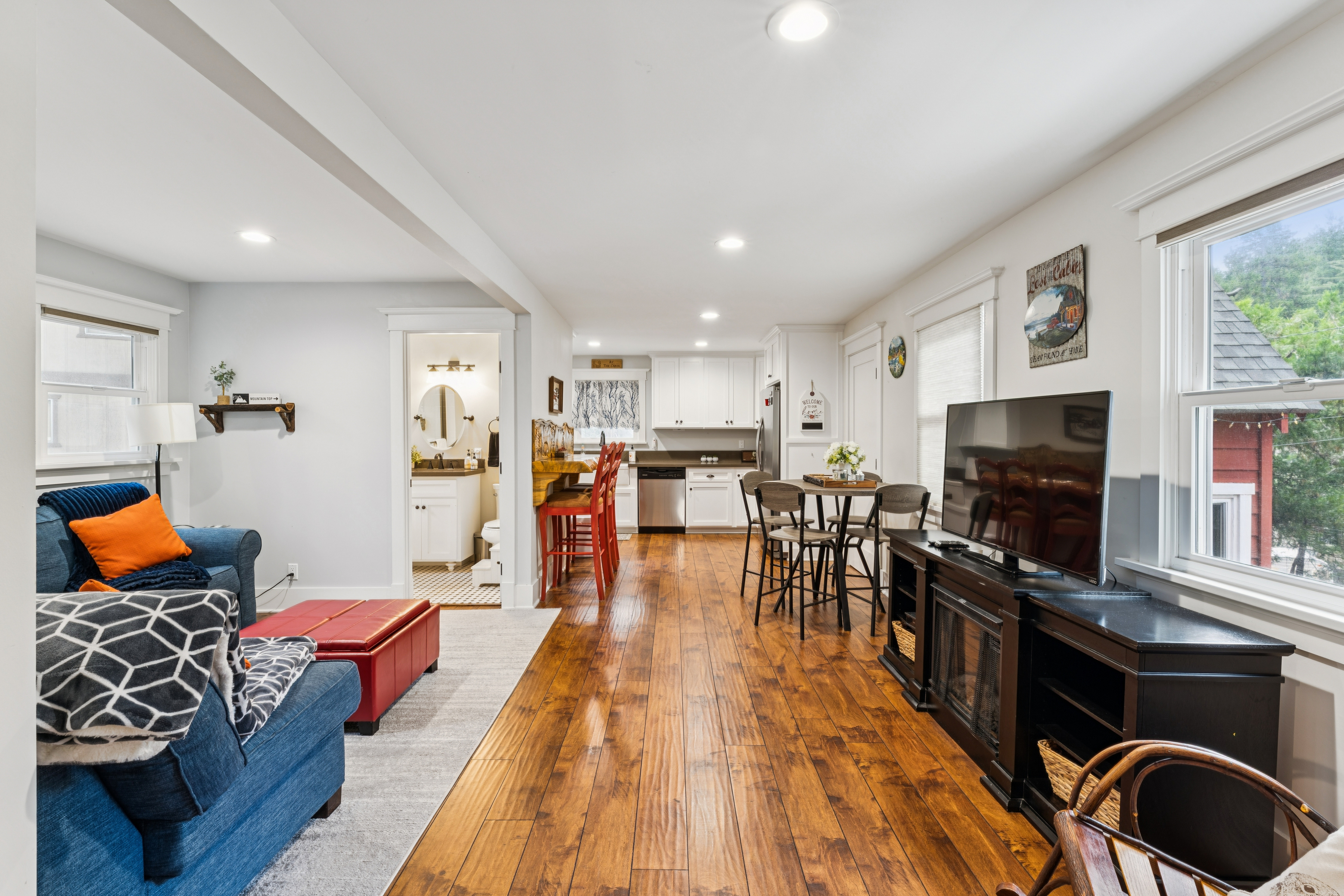201 Crest Cir Dr – photo 3