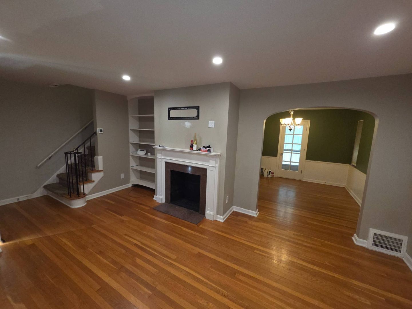 4075 Ellison Rd – photo 2