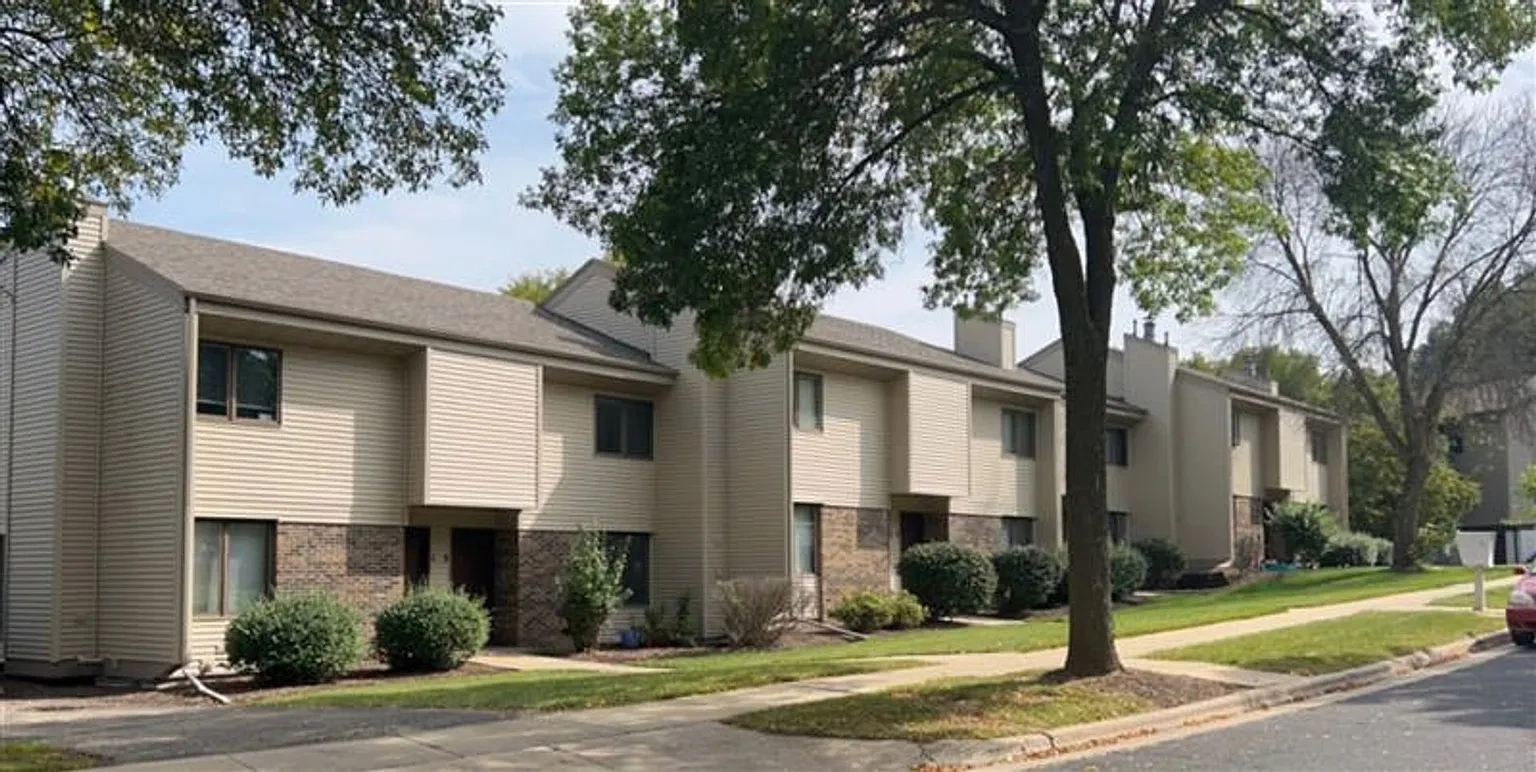 Heather Downs Apartments – photo 2