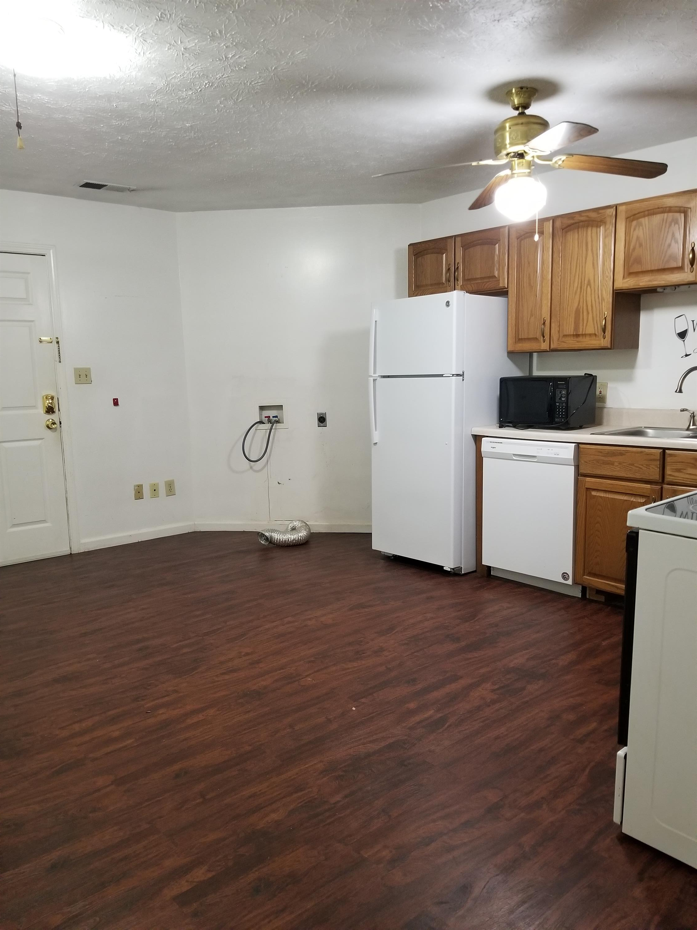 355 10th St NW unit 2 – photo 2