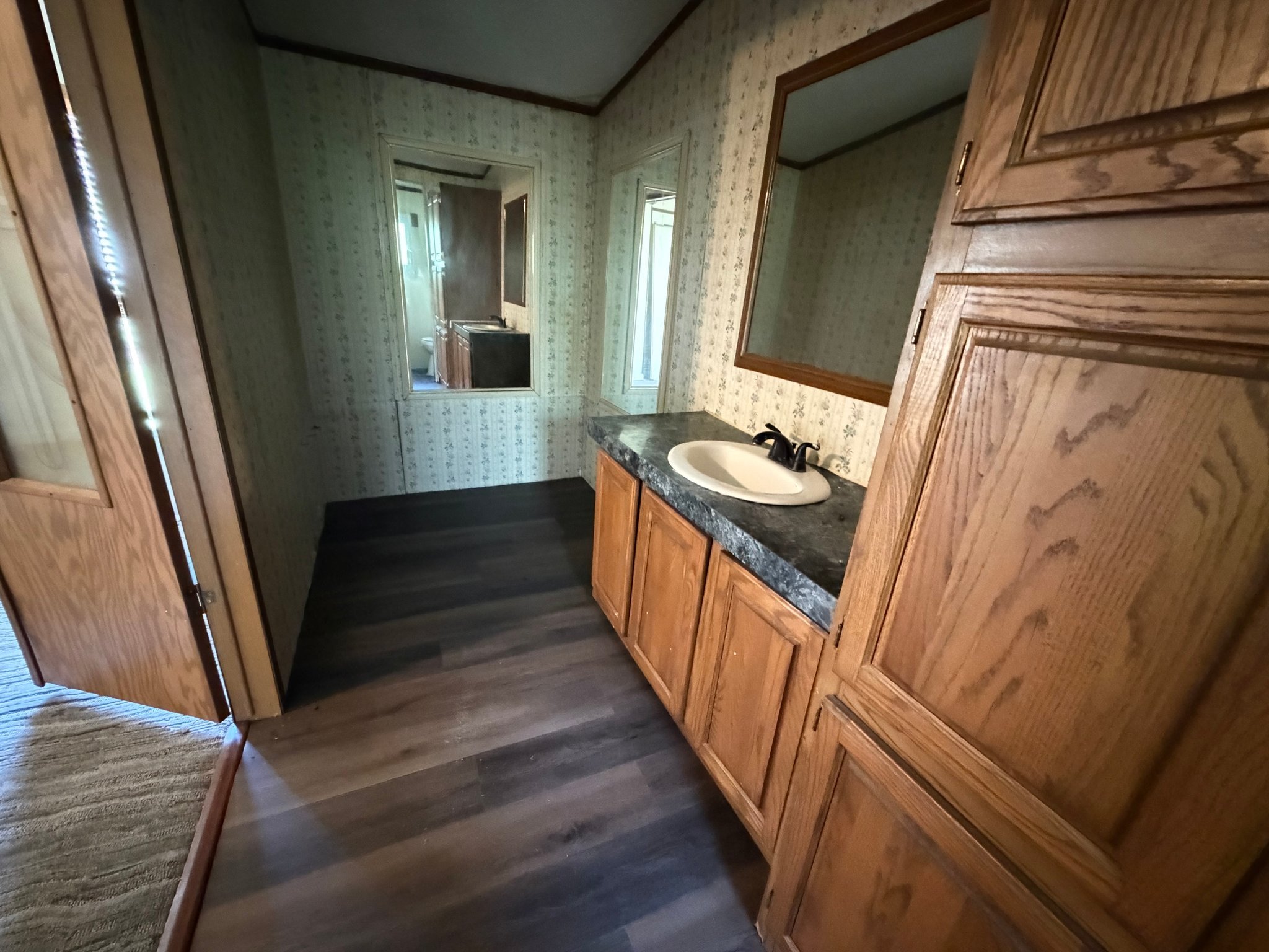 183 Ainsley Ave – photo 4
