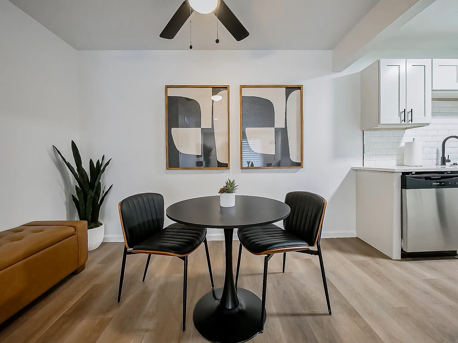 All New Luxury Living In Plymouth – photo 4