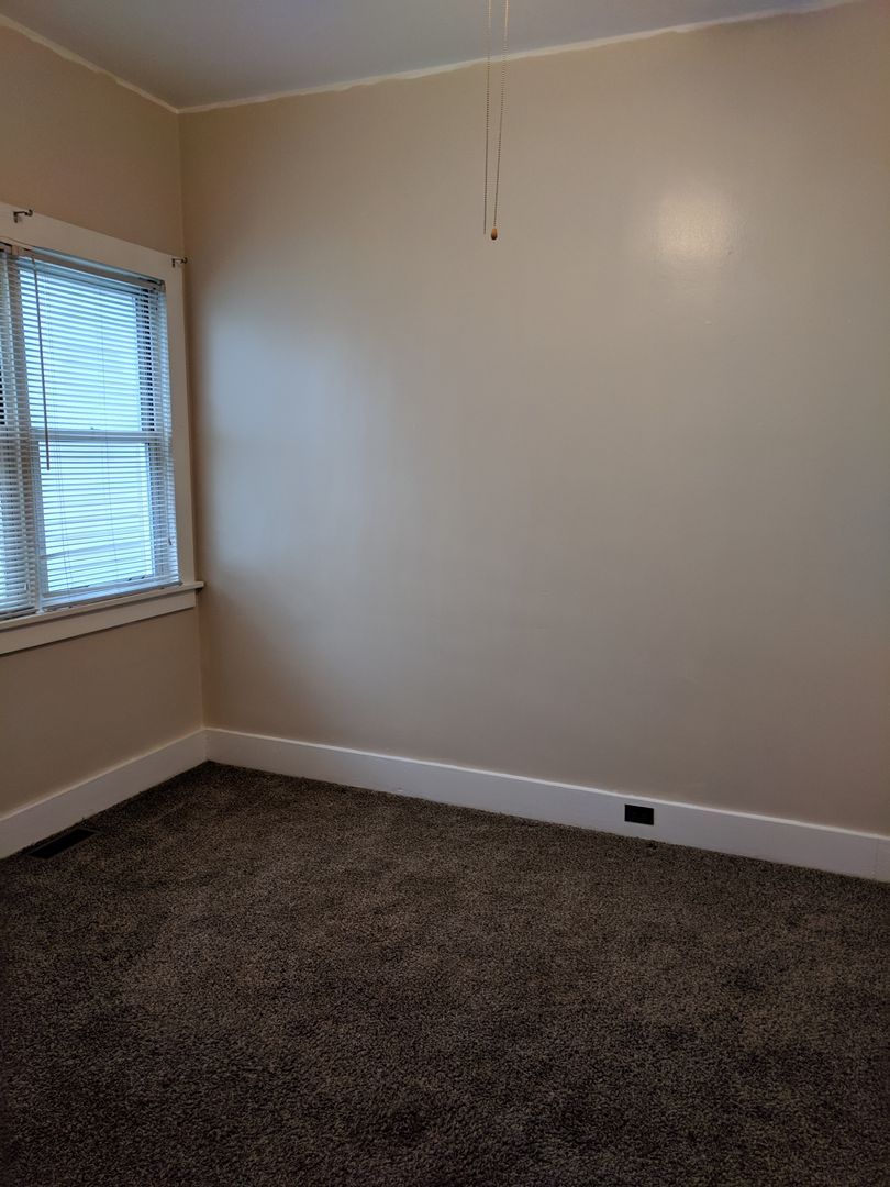531 Duquesne Ave unit 531 Duquesne Avenue Apt 1 – photo 2