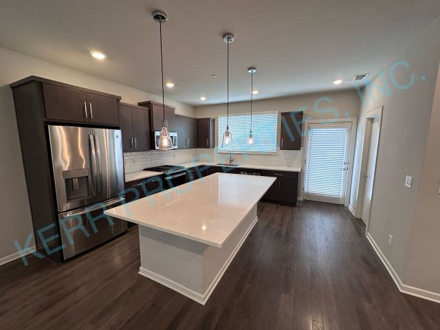 16772 SE Fox Glen Ct – photo 4