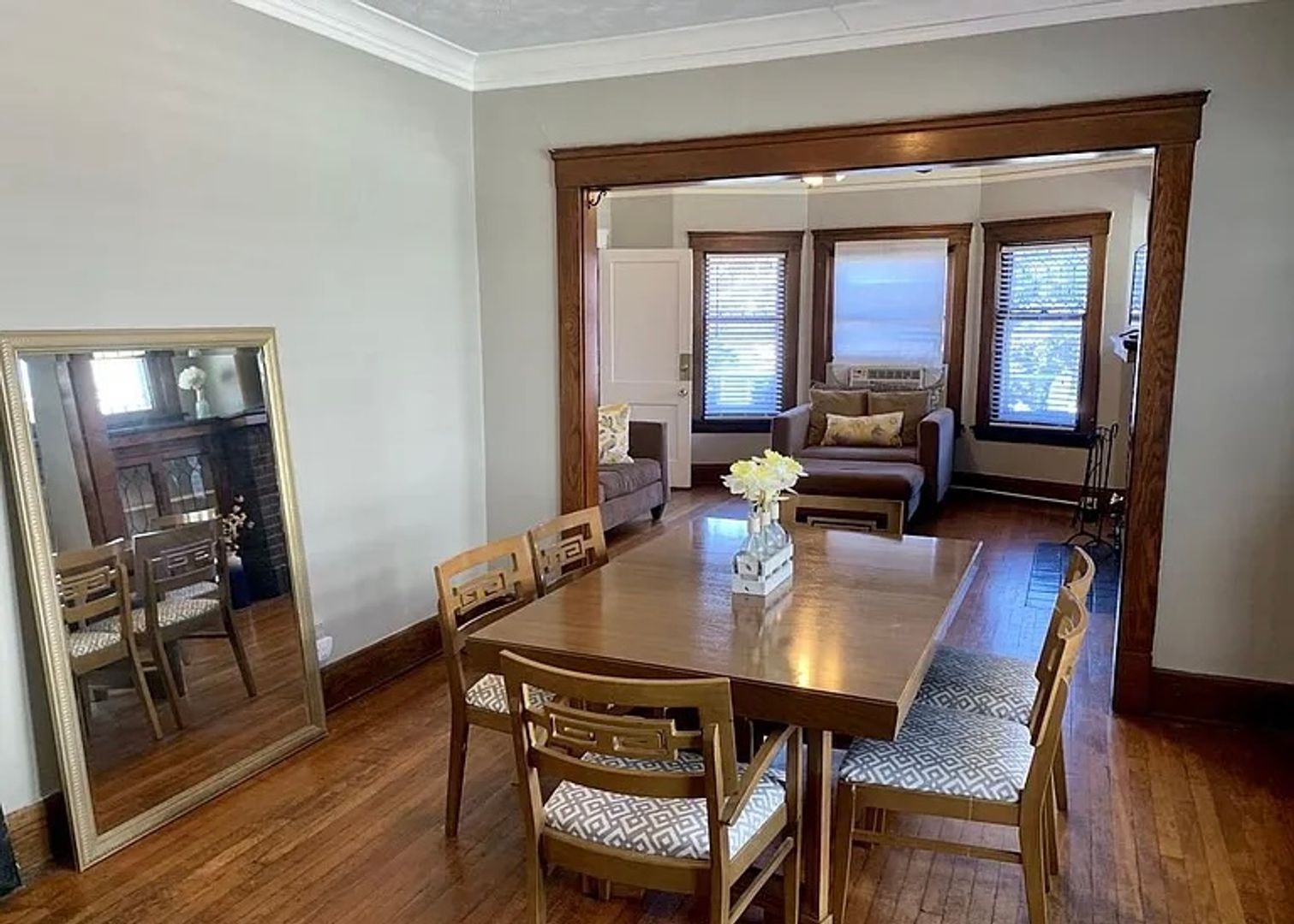 11710 Buckingham Ave unit 2nd Floor – photo 5